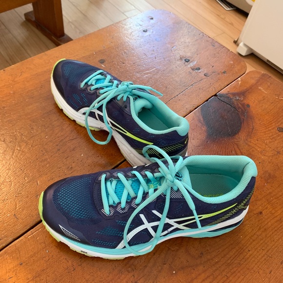 Asics Shoes - ASICS size 9 Sneaker GT-1000 6 Running Shoe